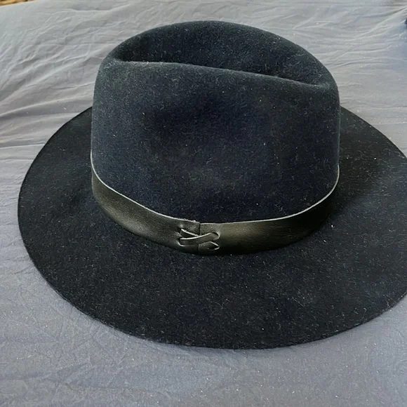 Hatattack navy blue wool hat with black trim NWT - www.nhima  display picture 1